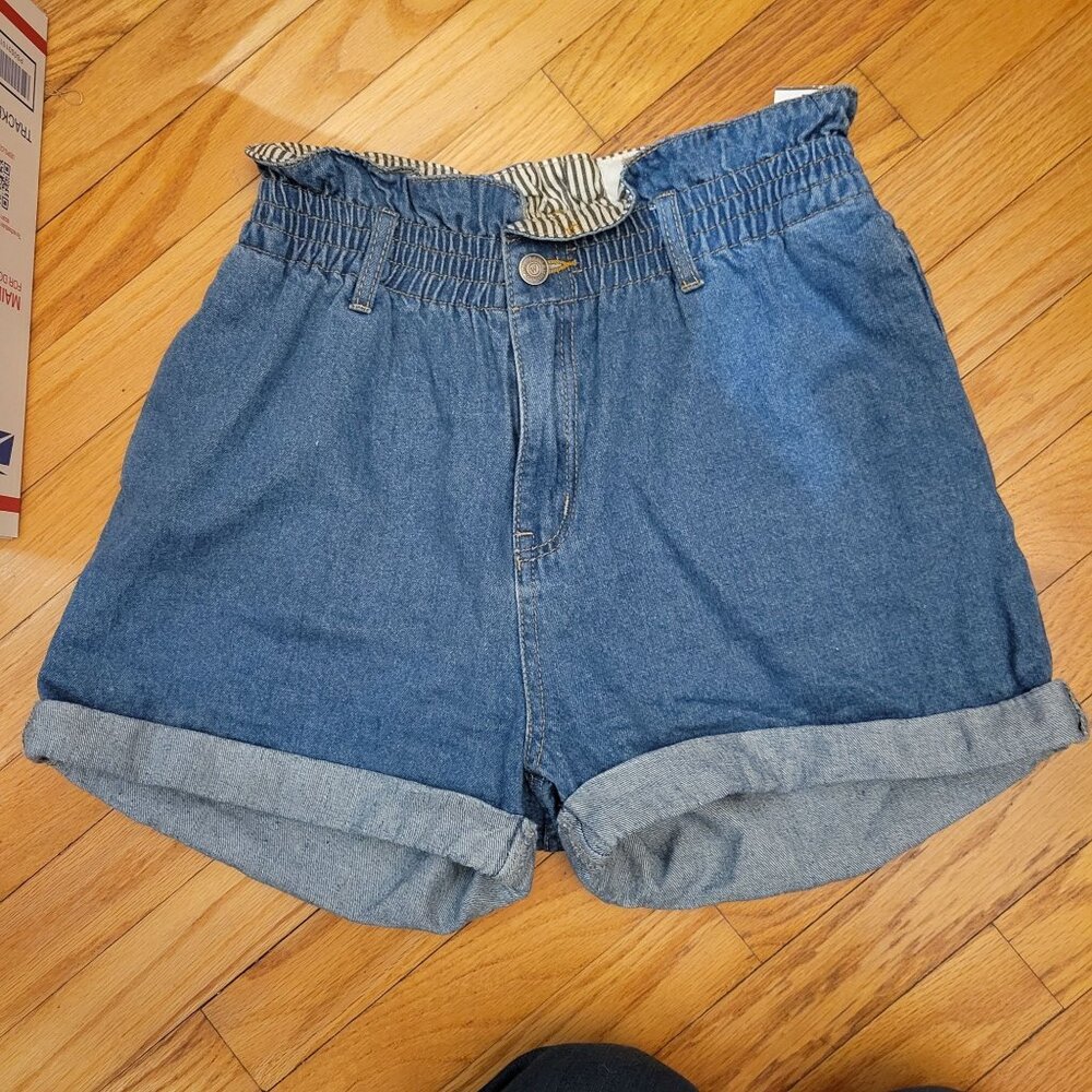 Vintage-Inspired High-Waisted Denim Shorts Medium Wish List Cotton Womens